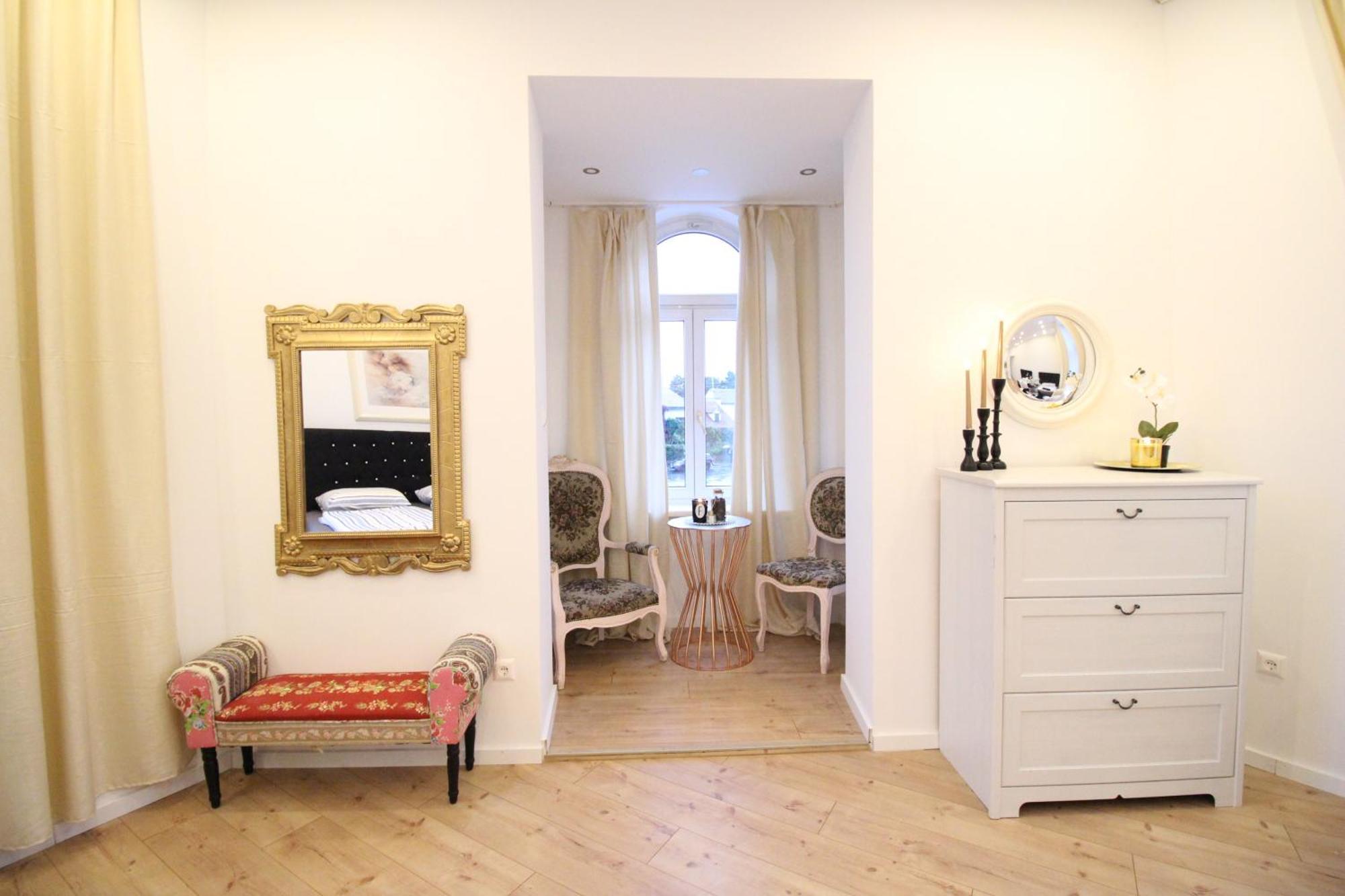 Disc Cozy Rooms In Liesing ウィーン エクステリア 写真